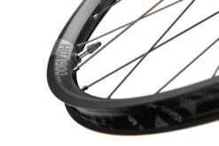 Dt-swiss DT Swiss Rueda Trasera HU 1900 Spline® 29" 25mm CL Ruedas | Bike-Discount -Cyclo Gear Tienda DTSwiss HU 1900 ProdctDetail Rim 002 1920pxW9g4OiHwLmMa3 1280x1280
